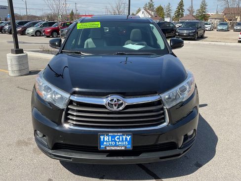 Used 2016 Toyota Highlander XLE image 12