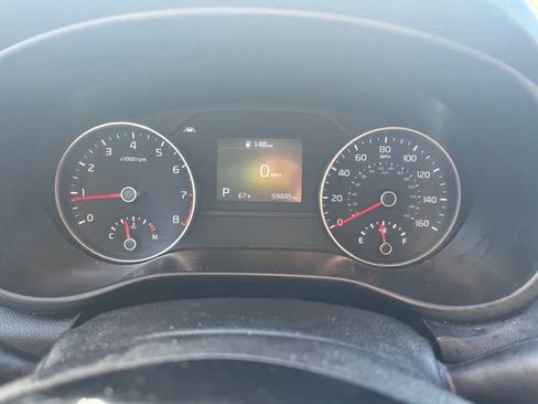 Used 2022 Kia Sportage LX image 8