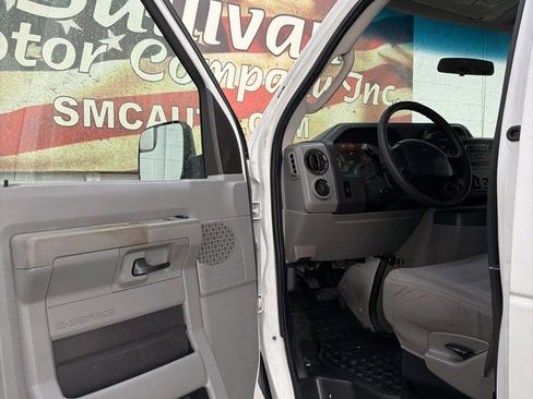 Used 2011 Ford E-350 and Econoline 350 XL w/ PWR Windows & Locks Group image 15