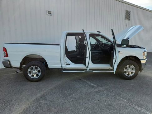 Used 2024 RAM 2500 Big Horn w/ Off Road Package image 15