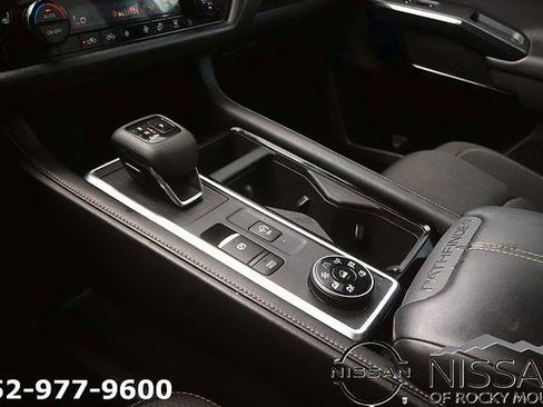 Certified 2025 Nissan Pathfinder SV AWD/4WD image 20