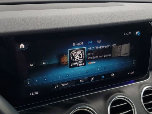 Used 2022 Mercedes-Benz E 350 Sedan image 29