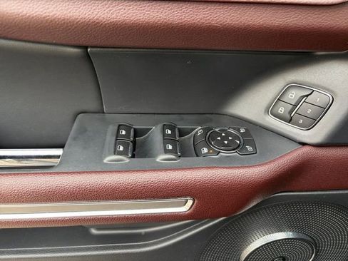 Used 2024 Ford Expedition Max Limited image 4