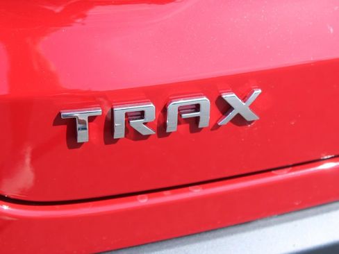 New 2026 Chevrolet Trax LT w/ Driver Confidence Package FWD image 14