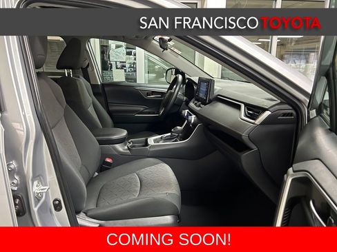 Used 2019 Toyota RAV4 XLE image 19