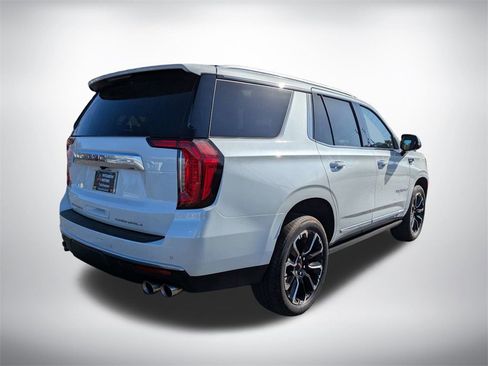 Used 2023 GMC Yukon Denali image 4