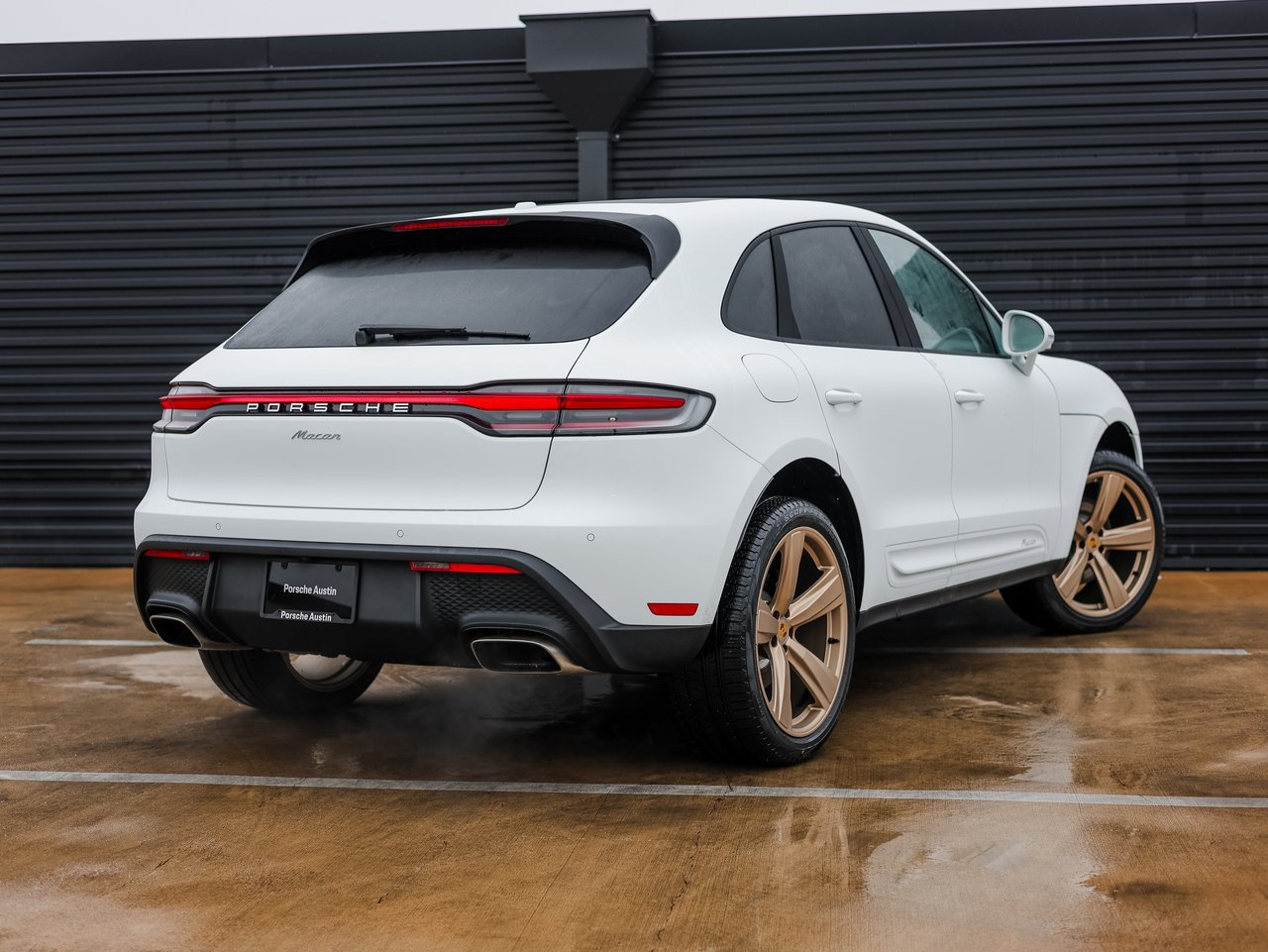 Certified 2026 Porsche Macan AWD/4WD image 7