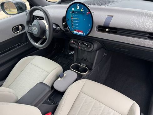 Used 2026 MINI Cooper 2-Door Hardtop image 28