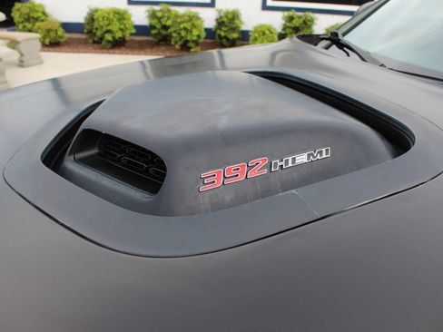 Used 2016 Dodge Challenger R/T Scat Pack RWD image 10