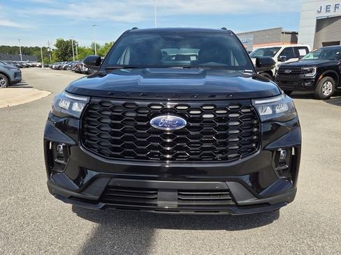 New 2026 Ford Explorer ST-Line RWD image 2