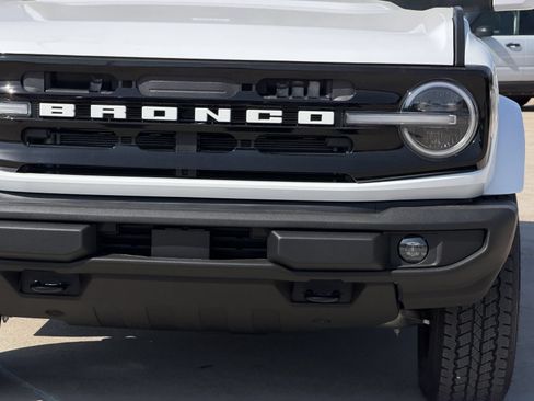 New 2026 Ford Bronco Outer Banks AWD/4WD image 7