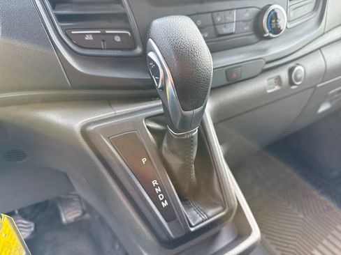 Used 2022 Ford Transit 250 Medium Roof AWD w/ Load Area Protection Package image 28