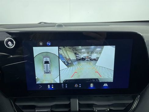 Used 2025 Chevrolet Equinox RS w/ Safety and Technology Package image 24