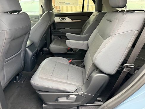 New 2026 Ford Explorer Active RWD image 27