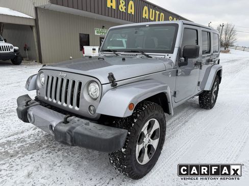 Used 2017 Jeep Wrangler Unlimited Sahara w/ Connectivity Group image 1