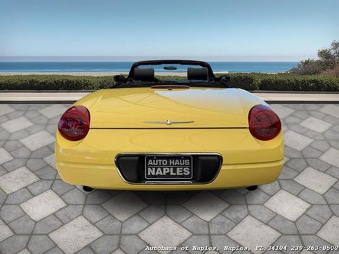 Used 2002 Ford Thunderbird Deluxe image 7