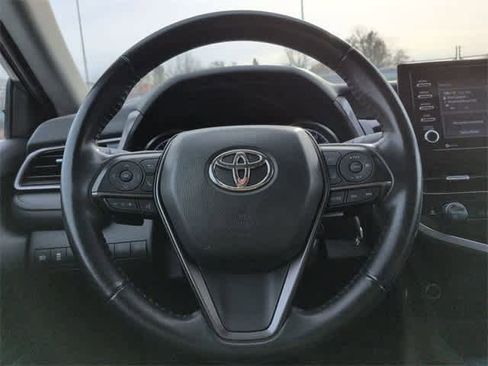 Used 2023 Toyota Camry SE image 23