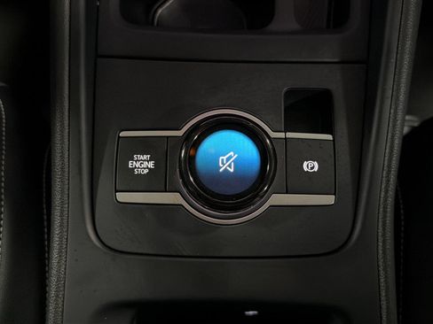 Certified 2025 Volkswagen Tiguan SE AWD/4WD image 37