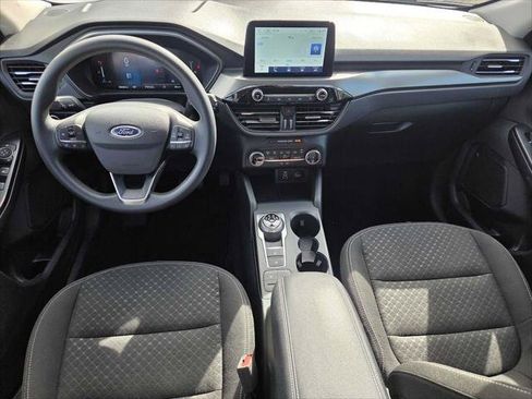 Used 2025 Ford Escape Active AWD/4WD image 18