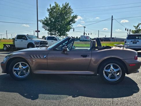 Used 2001 BMW Z3 2.5i image 9