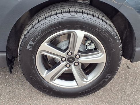 Used 2023 Ford Edge SEL w/ Convenience Package image 28