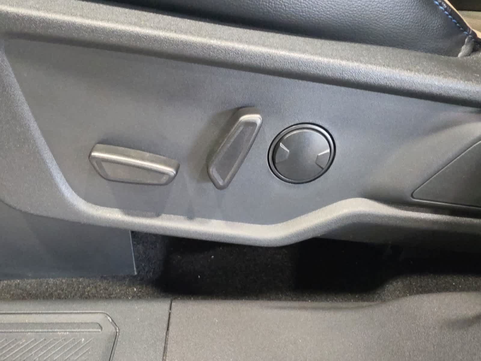 Used 2024 Ford Bronco Wildtrak AWD/4WD image 16