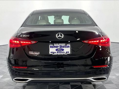 Used 2025 Mercedes-Benz C 300 Sedan image 4