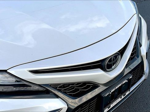 Used 2022 Toyota Camry XSE image 31