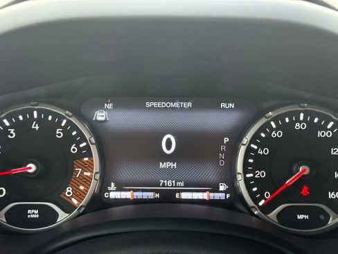 Used 2023 Jeep Renegade Trailhawk image 28