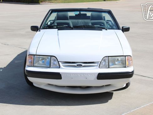 Used 1989 Ford Mustang LX RWD image 11