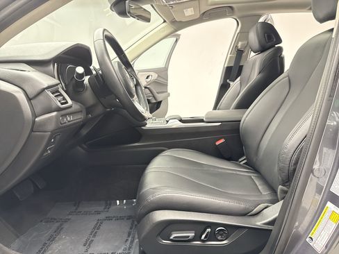 Used 2023 Acura TLX image 11