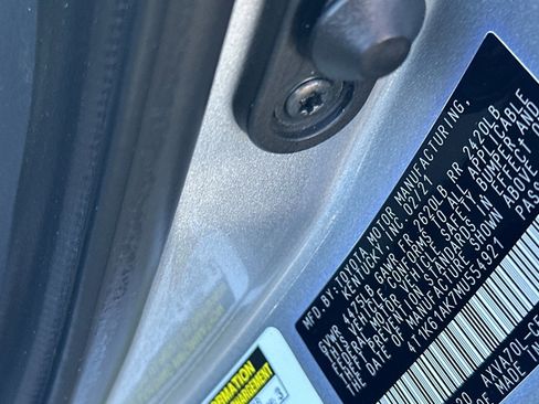 Certified 2021 Toyota Camry XSE FWD image 27