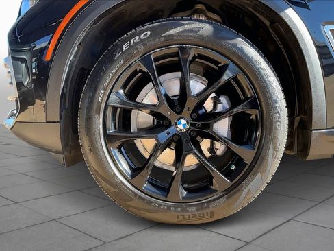 Used 2023 BMW X5 xDrive40i w/ Premium Package image 11