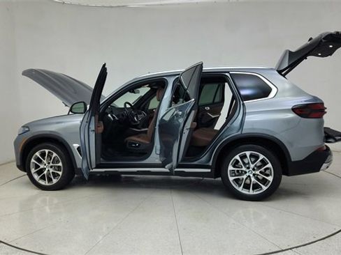 Used 2026 BMW X5 sDrive40i image 73