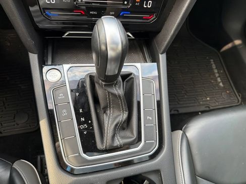 Used 2023 Volkswagen Arteon SEL AWD/4WD image 25
