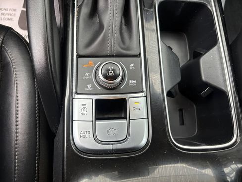 Used 2023 Kia Telluride LX image 26