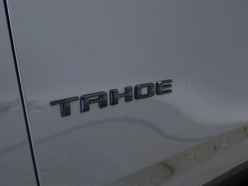 Used 2022 Chevrolet Tahoe RST w/ Luxury Package AWD/4WD image 11
