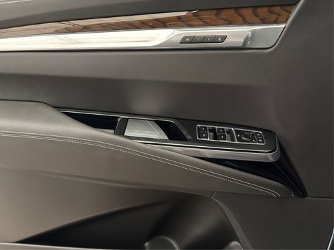 New 2025 Cadillac Escalade ESV Sport Platinum image 20