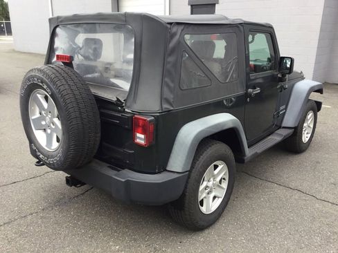 Used 2010 Jeep Wrangler Sport AWD/4WD image 3