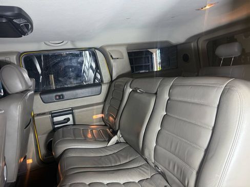 Used 2003 HUMMER H2 w/ Preferred Equipment Group AWD/4WD image 20