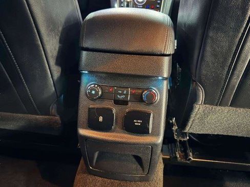 Used 2017 Ford Explorer Limited w/ Equipment Group 301A AWD/4WD image 76