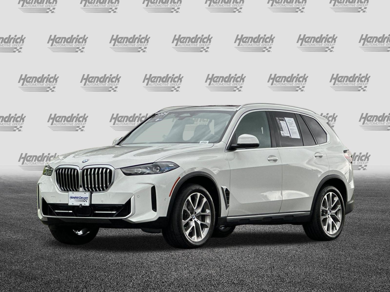 Certified 2024 BMW X5 xDrive40i w/ Premium Package AWD/4WD image 9