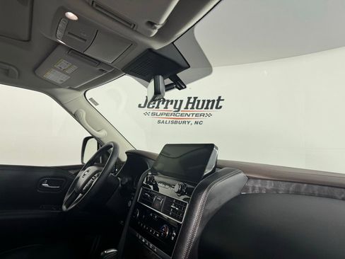 Used 2024 Nissan Armada Platinum w/ Captain's Chairs Package image 36