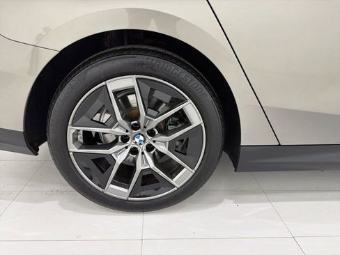 Used 2026 BMW 530i xDrive image 44