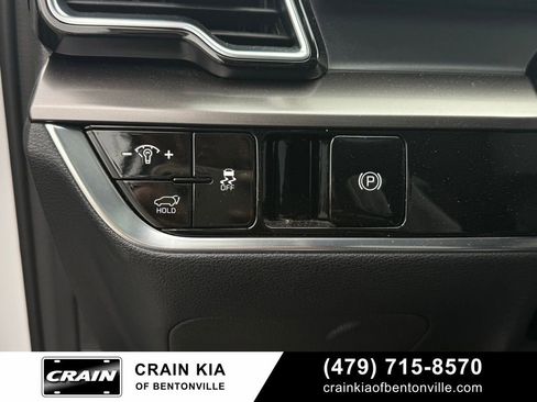 Certified 2025 Kia Sportage EX w/ Premium Package AWD/4WD image 13