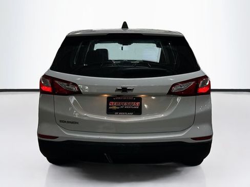 Used 2021 Chevrolet Equinox LS FWD image 7