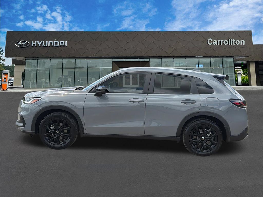 Used 2025 Honda HR-V Sport image 8
