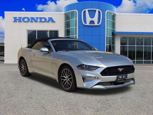 Used 2019 Ford Mustang GT Premium RWD image 16