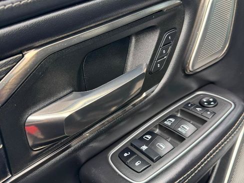 Used 2021 RAM 1500 Limited AWD/4WD image 12