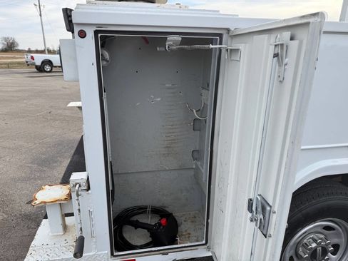 Used 2021 Ford F350 XL w/ Power Equipment Group image 17